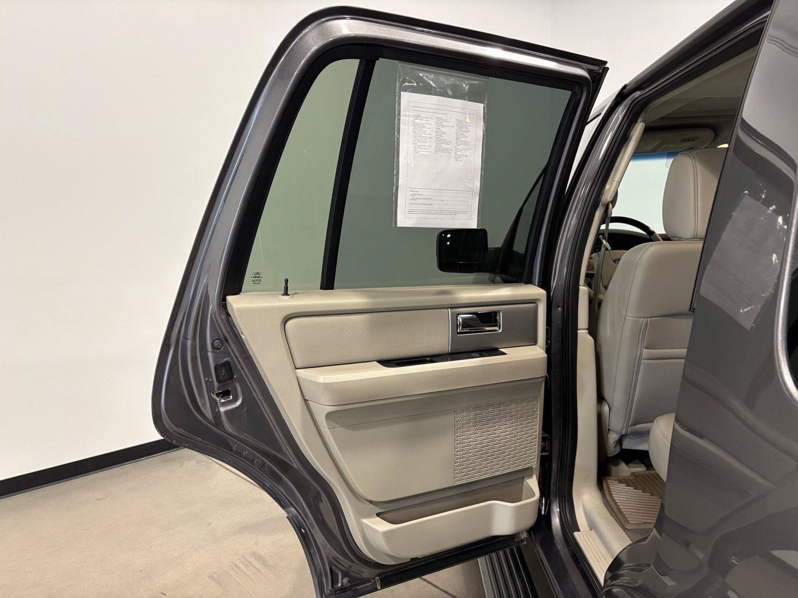 Used 2012 Ford Expedition Limited AWD/4WD image 28