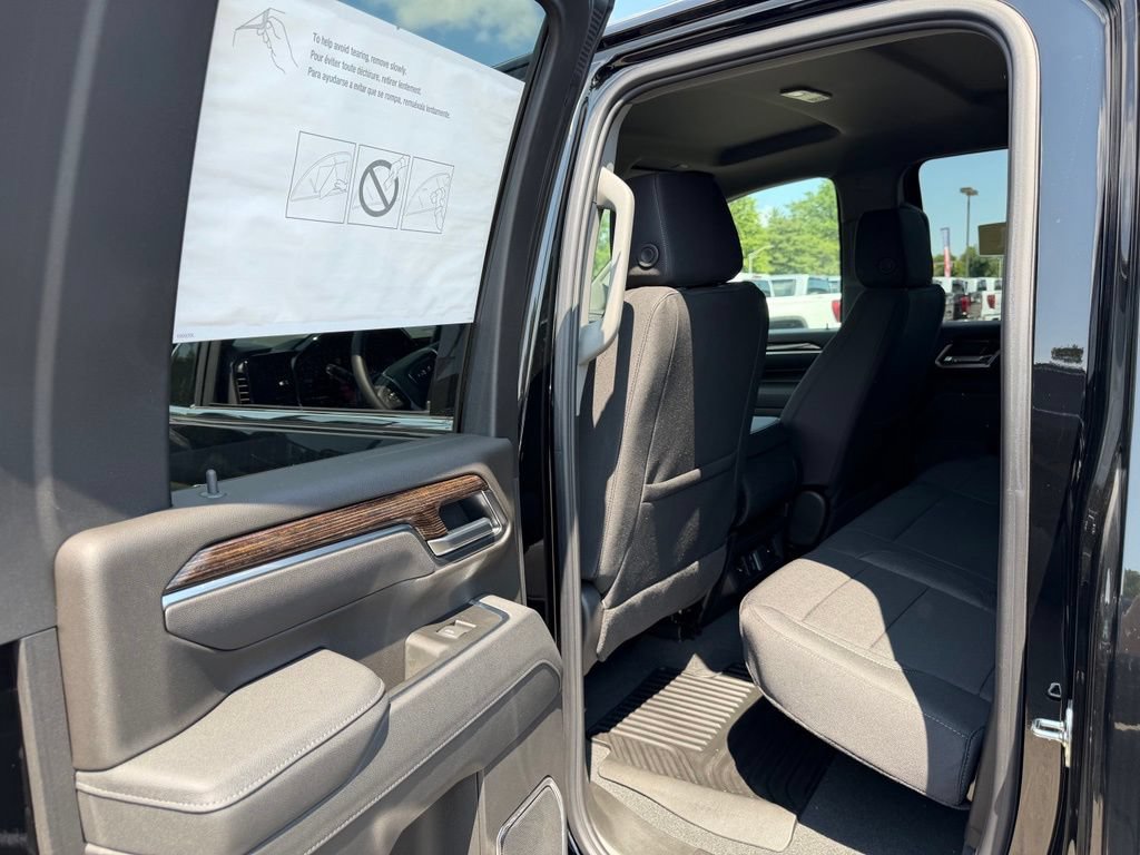 New 2026 GMC Sierra 2500 SLE w/ SLE Convenience Package AWD/4WD image 12