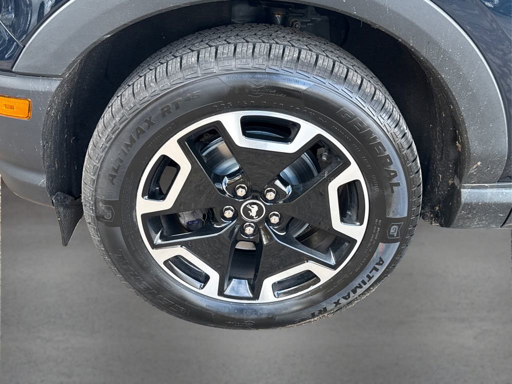 Used 2022 Ford Bronco Sport Outer Banks w/ Tech Package image 12