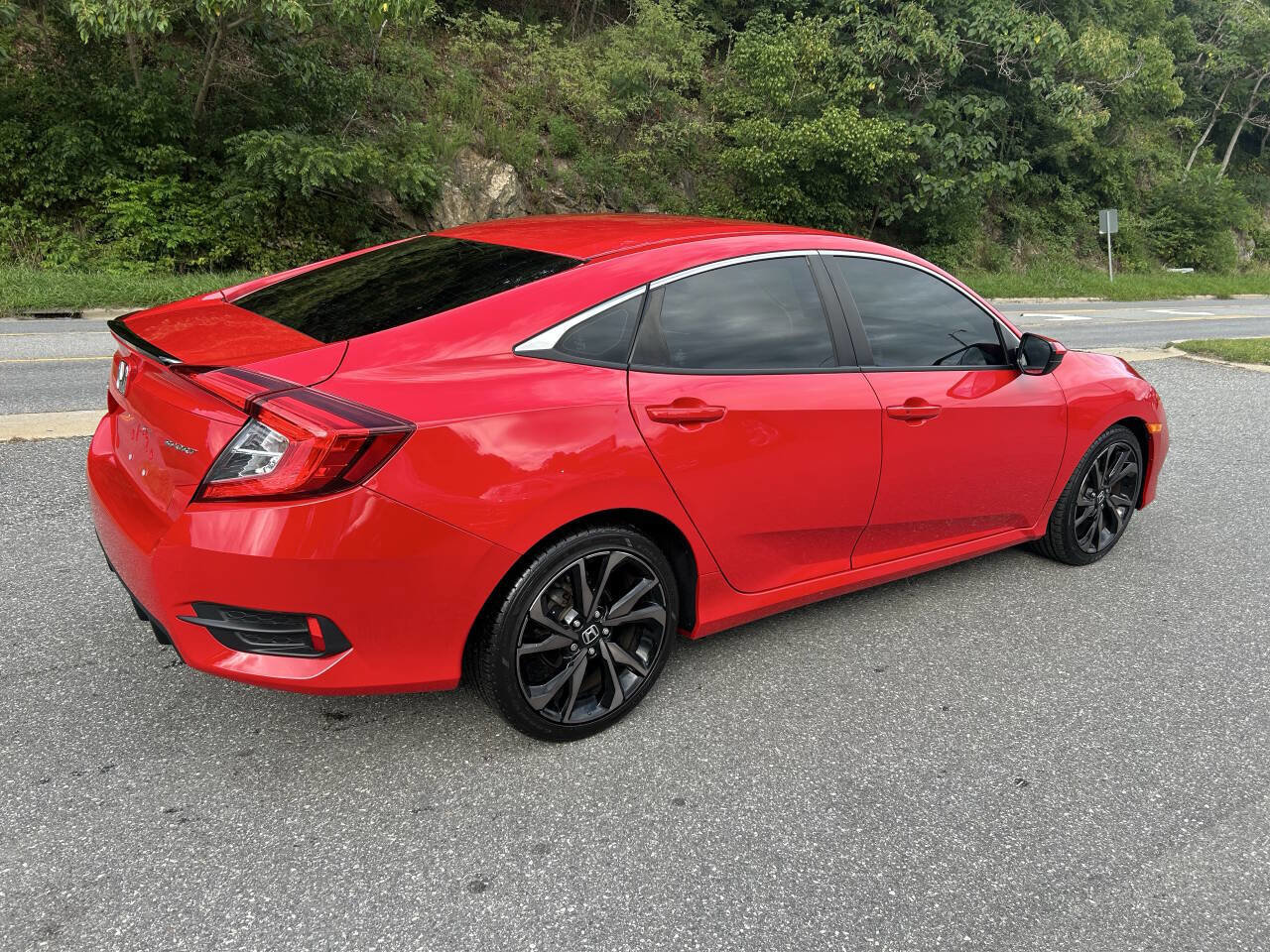 Used 2020 Honda Civic Sport image 8