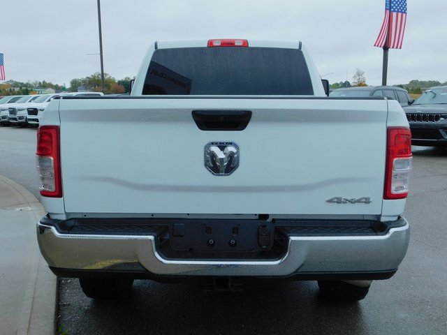 Used 2024 RAM 2500 Tradesman w/ Chrome Appearance Group image 7