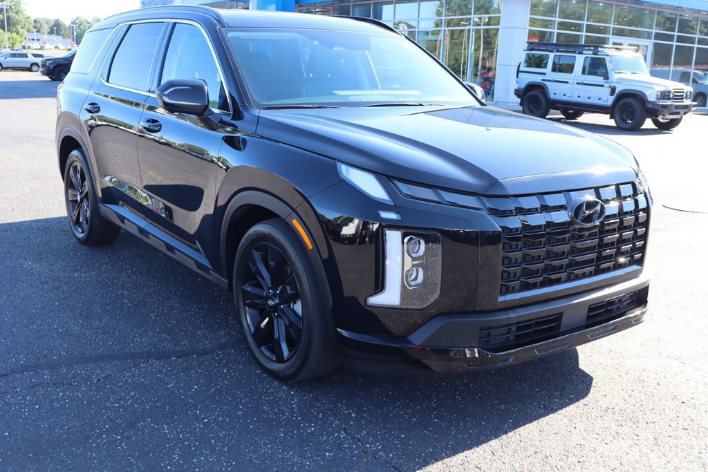 Used 2025 Hyundai Palisade XRT AWD/4WD image 2