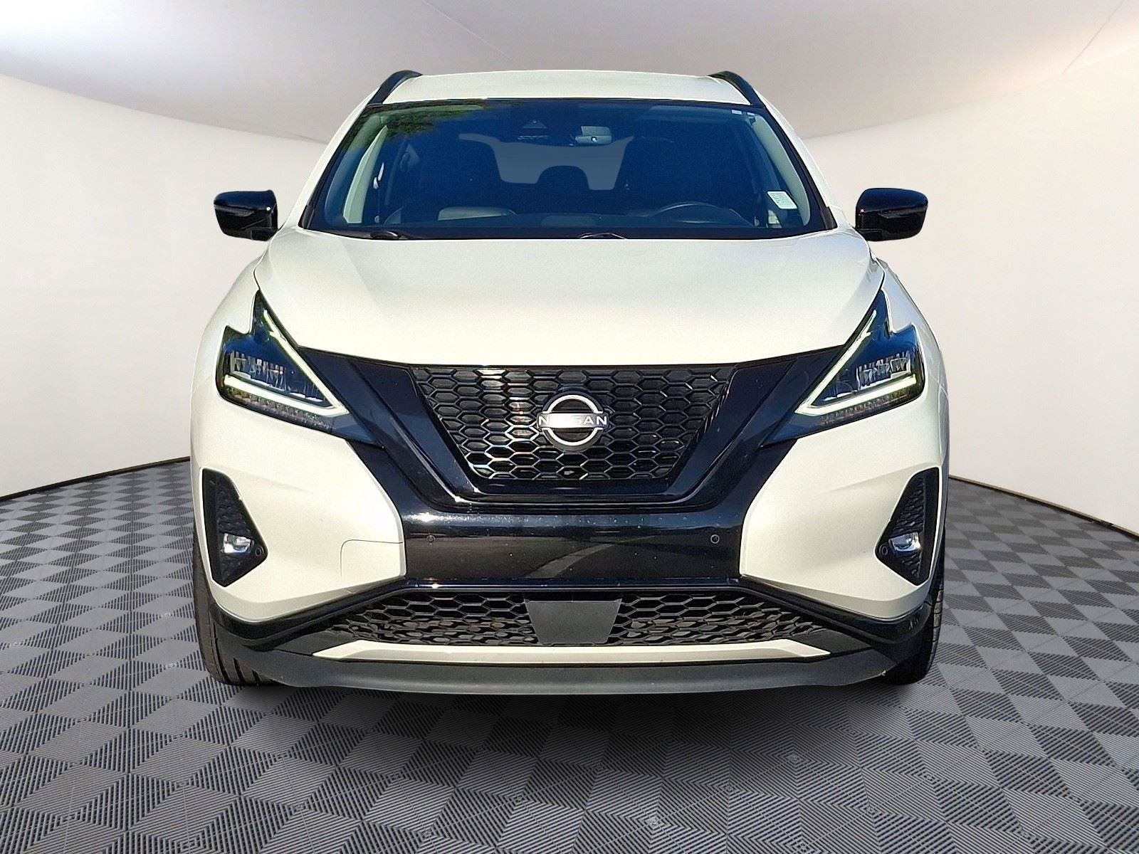 Used 2023 Nissan Murano SV w/ SV Midnight Edition Package AWD/4WD image 2