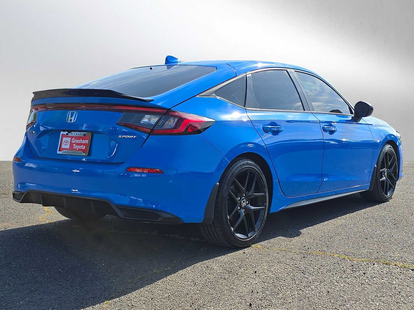 Used 2023 Honda Civic Sport image 3