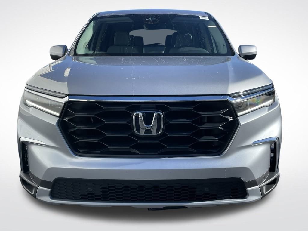 Used 2025 Honda Pilot EX-L image 9