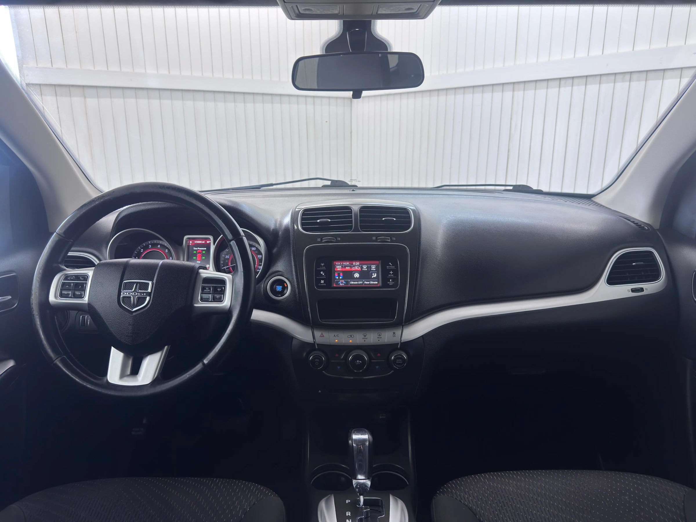 Used 2018 Dodge Journey SE w/ Popular Equipment Group FWD image 18