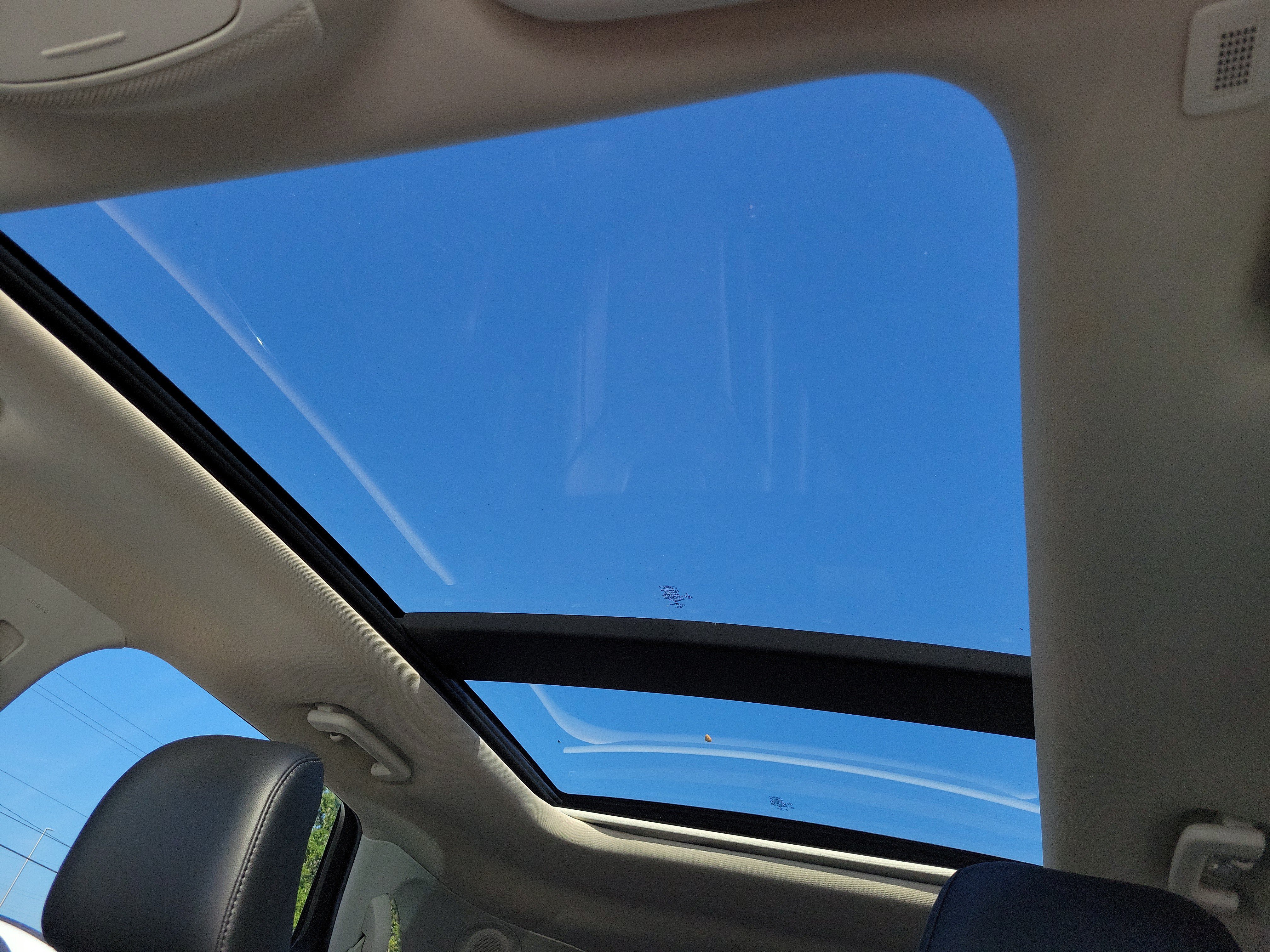 Used 2022 Ford Edge Titanium AWD/4WD image 27