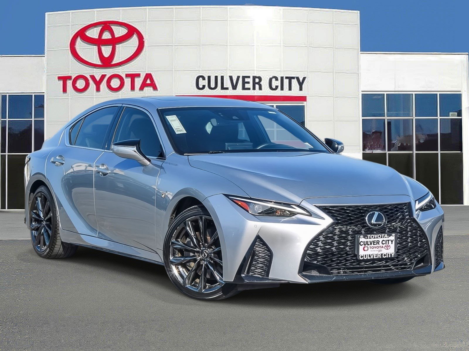 Used 2023 Lexus IS 350 F Sport w/ Memory Package AWD/4WD image 1