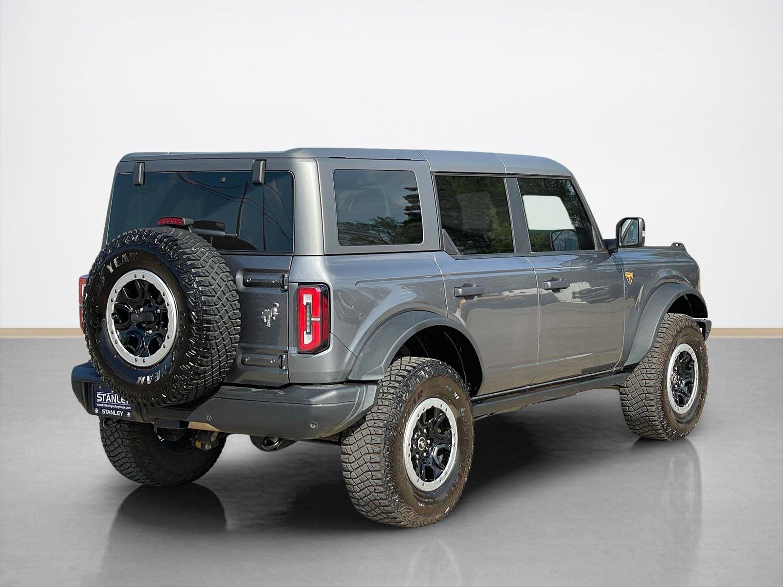 Used 2024 Ford Bronco Badlands image 7