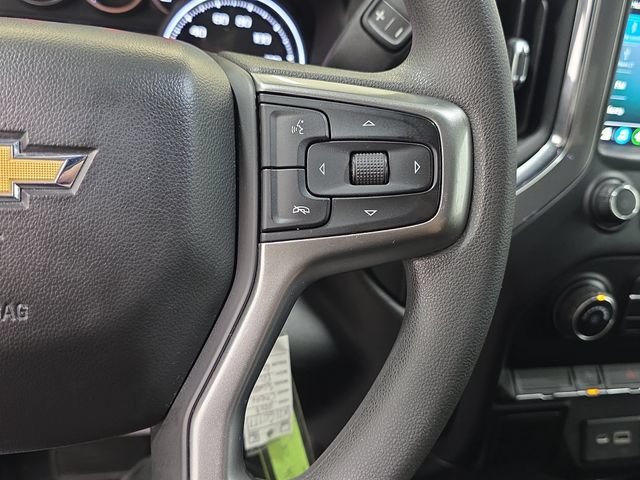 Used 2019 Chevrolet Silverado 1500 LT AWD/4WD image 17