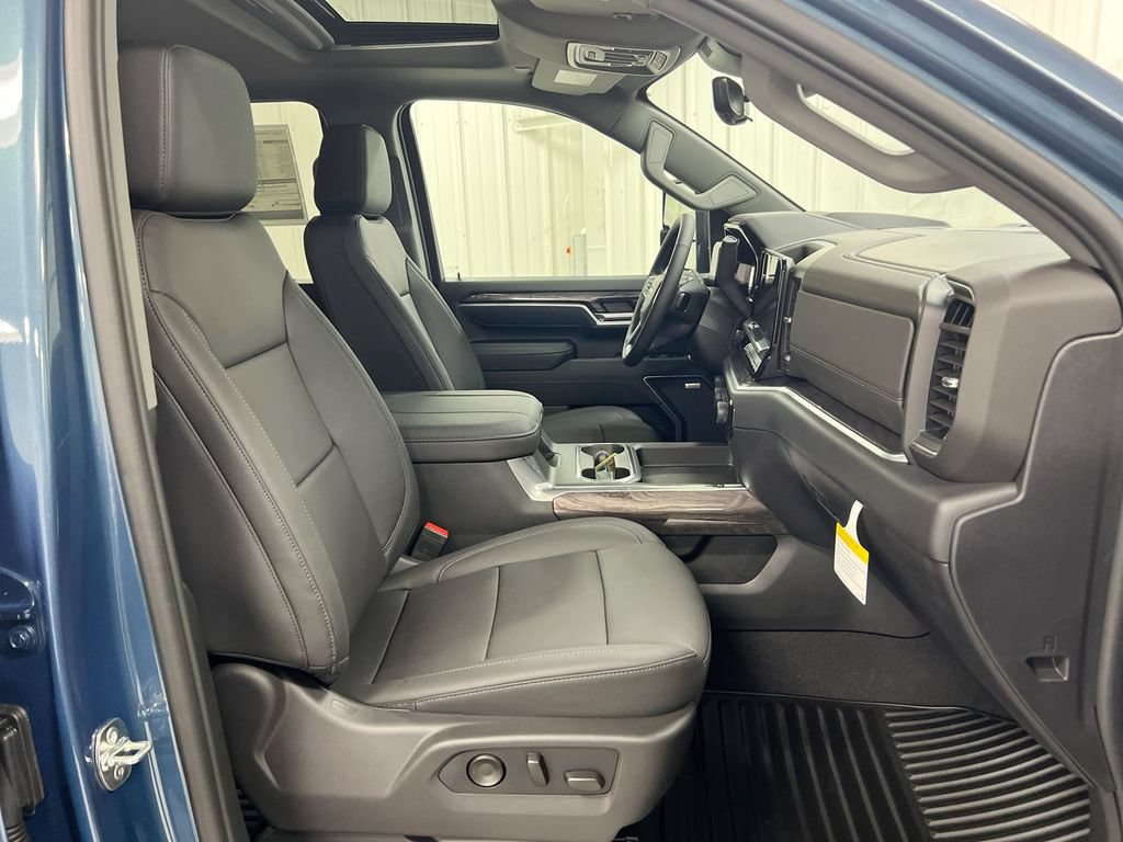 New 2026 Chevrolet Silverado 2500 LTZ w/ Trail Boss Package AWD/4WD image 23