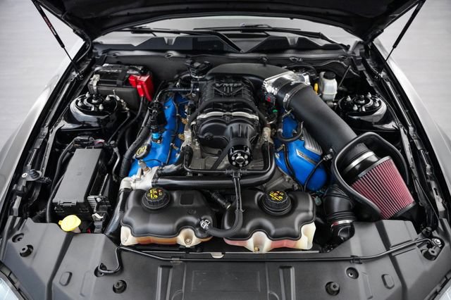 Used 2014 Ford Mustang Shelby GT500 w/ Equipment Group 821A RWD image 13
