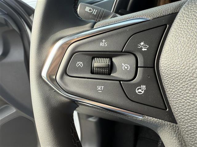 New 2025 Chevrolet Trax LT w/ Driver Confidence Package image 17