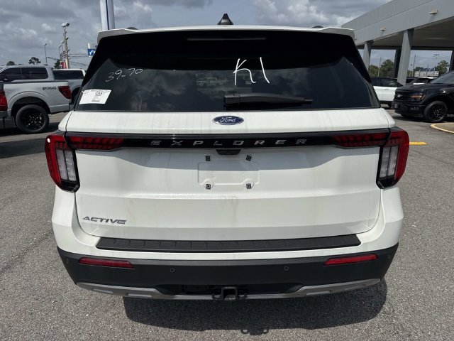 New 2026 Ford Explorer Active w/ Active Comfort Package RWD image 6