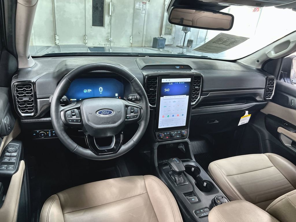 Used 2024 Ford Ranger Lariat w/ FX4 Off-Road Package image 19