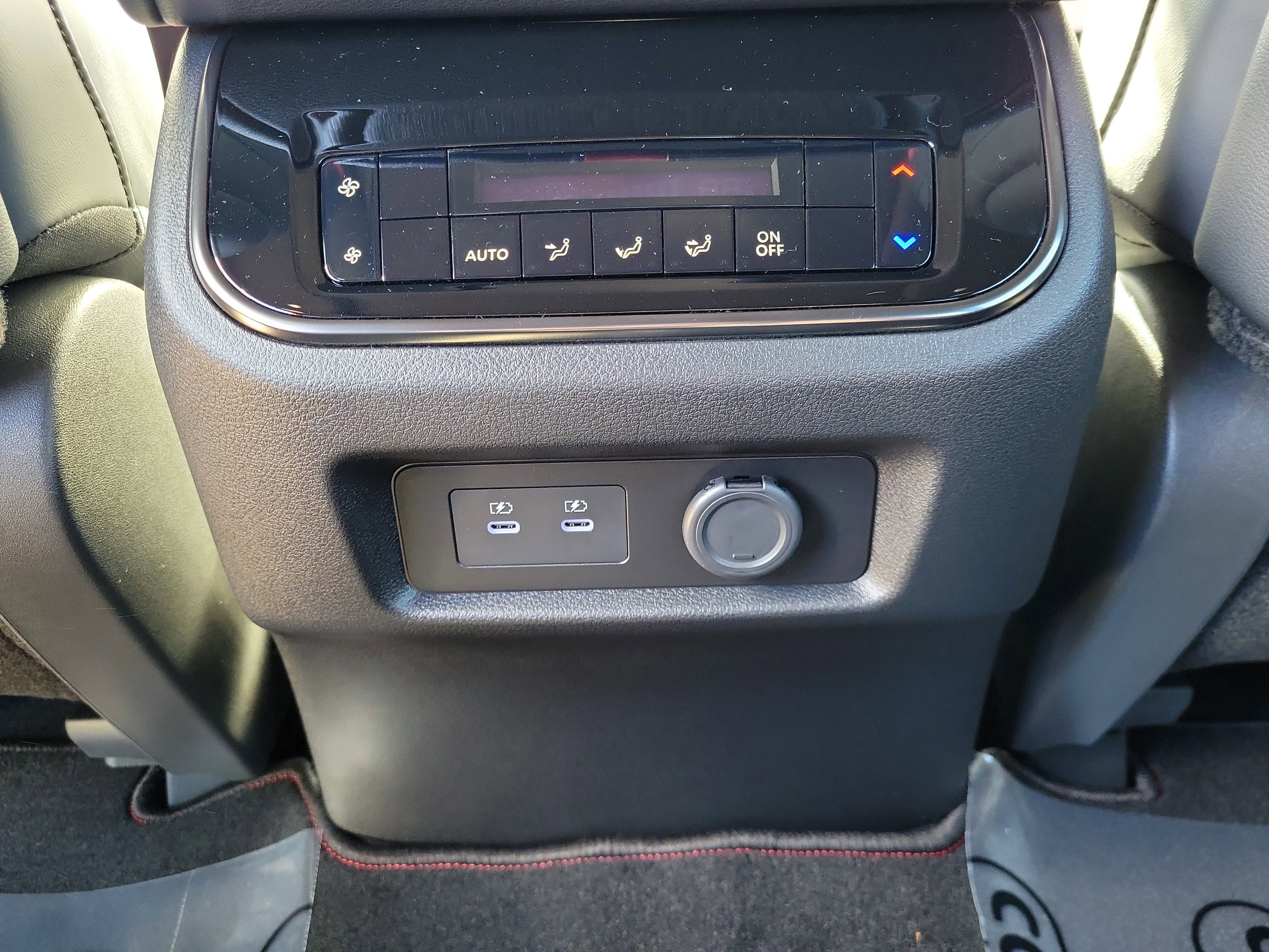 New 2026 Nissan Armada NISMO image 18