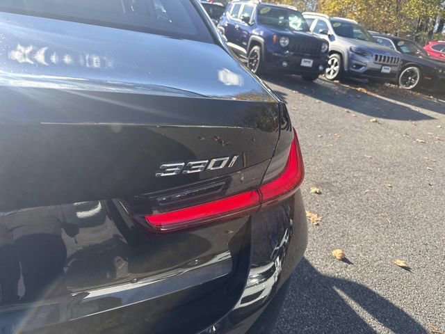 Used 2023 BMW 330i xDrive Sedan w/ Driving Assistance Package image 5