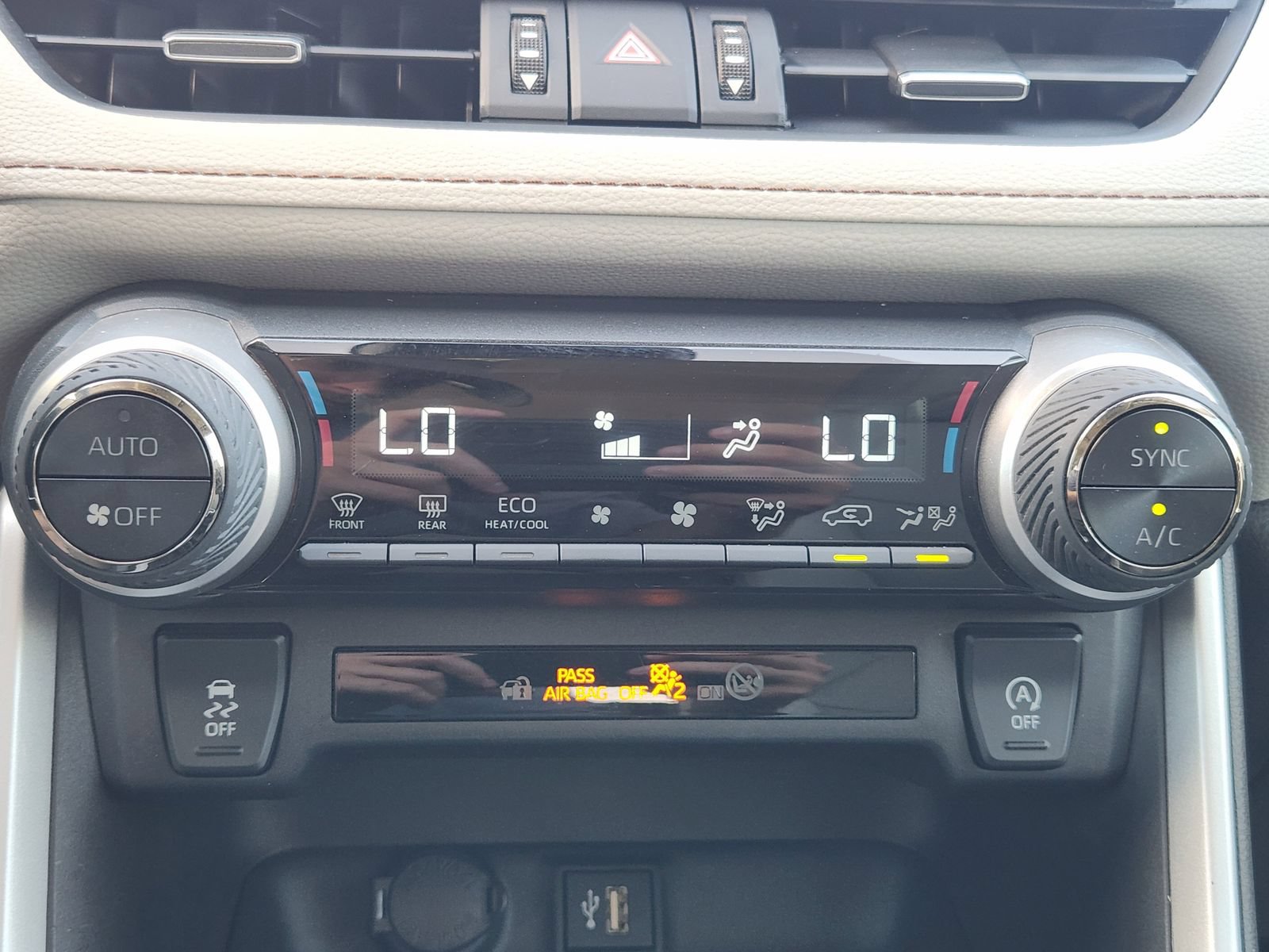 Used 2023 Toyota RAV4 XLE Premium FWD image 22