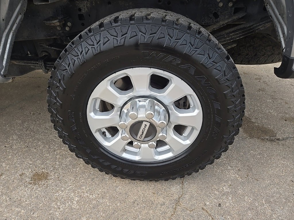 Used 2024 Ford F350 XLT w/ 360-Degree Camera Package image 31