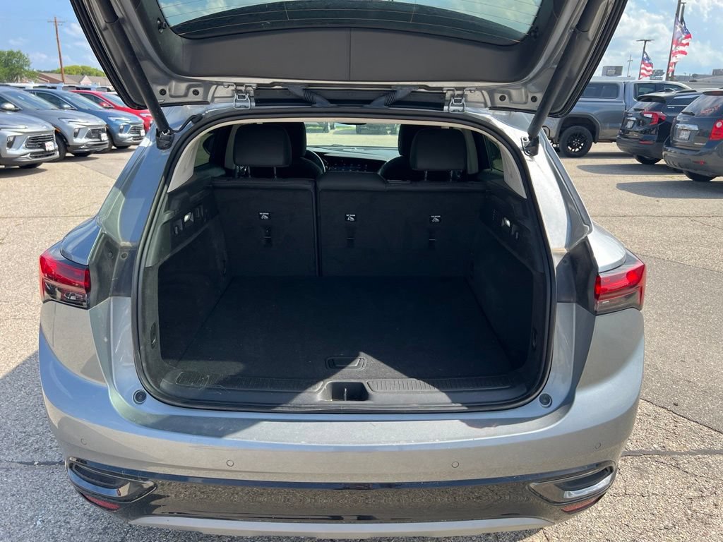 Used 2023 Buick Envision Preferred w/ Sport Touring Package AWD/4WD image 14