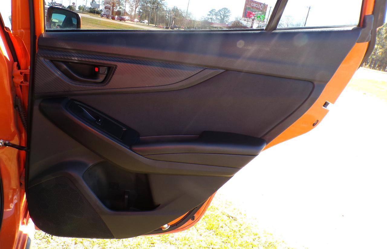 Used 2018 Subaru Crosstrek 2.0i Premium AWD/4WD image 28