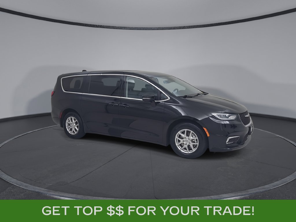 Certified 2024 Chrysler Pacifica Touring-L FWD image 2