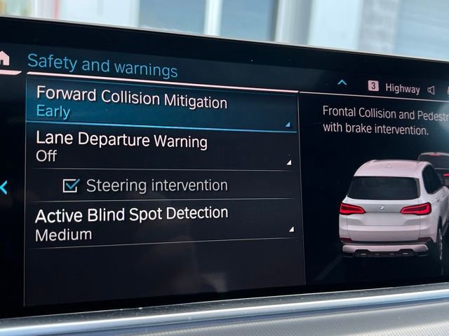 Used 2019 BMW X5 xDrive40i w/ Convenience Package image 11