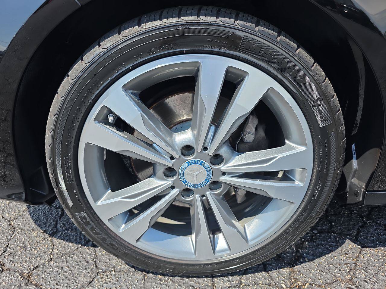 Used 2014 Mercedes-Benz E 350 4MATIC Sedan w/ Premium 1 Package image 35