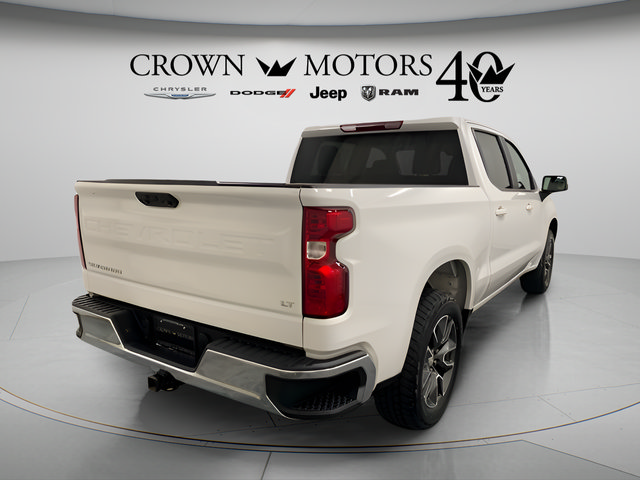 Used 2022 Chevrolet Silverado 1500 LT AWD/4WD image 6