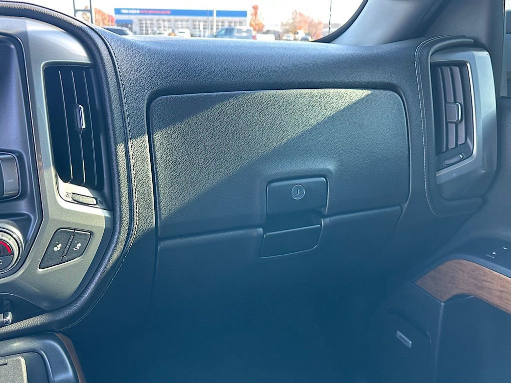 Used 2018 Chevrolet Silverado 2500 LTZ w/ Duramax Plus Package image 25