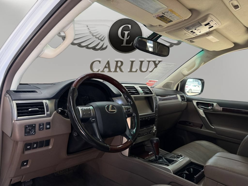 Used 2018 Lexus GX 460 Premium w/ Premium Package AWD/4WD image 17