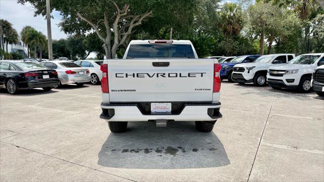 Used 2025 Chevrolet Silverado 1500 Custom w/ Turbomax Blackout Package RWD image 8