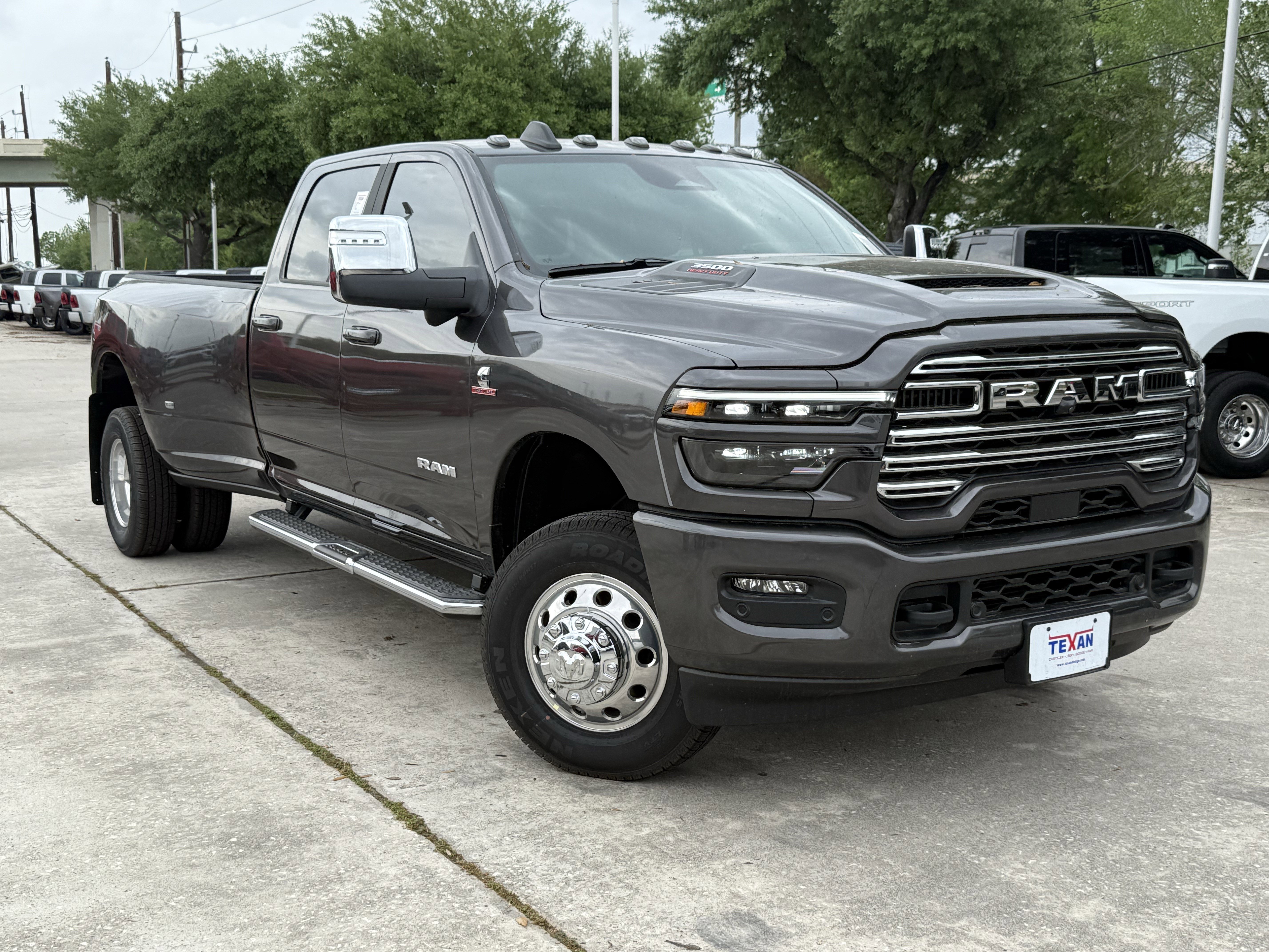 New 2026 RAM 3500 Laramie w/ Sport Appearance Package AWD/4WD image 2