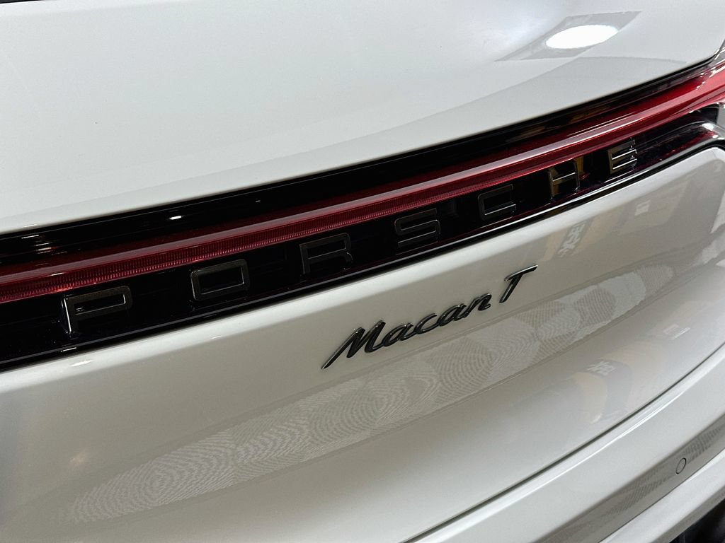 New 2026 Porsche Macan Turbo AWD/4WD image 34