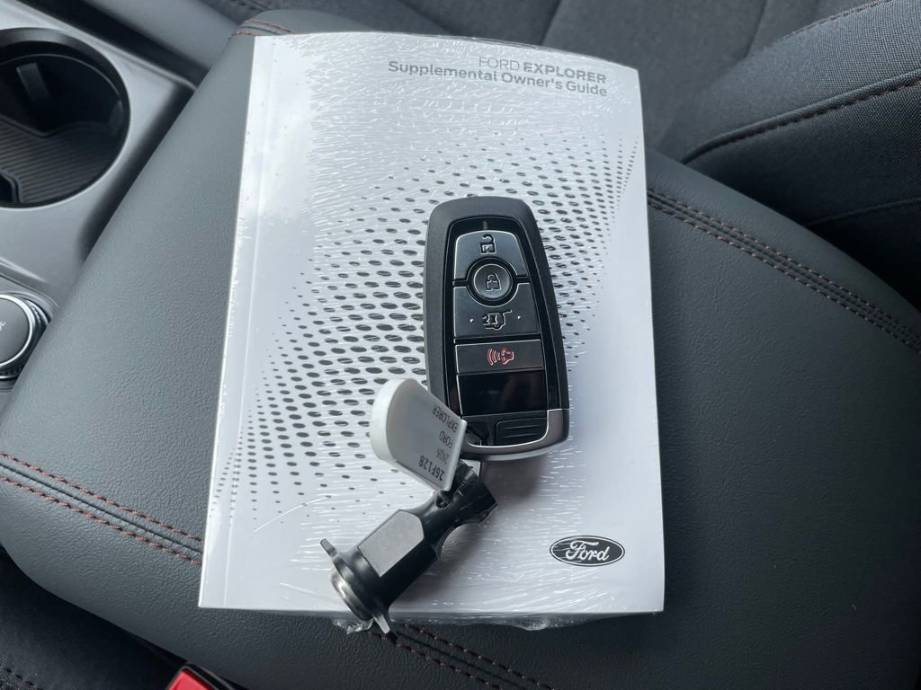 New 2026 Ford Explorer Active image 47