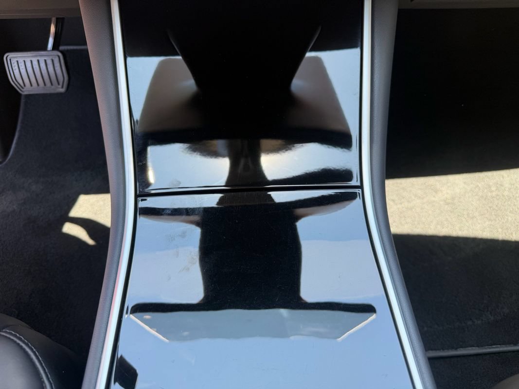 Used 2018 Tesla Model 3 Long Range RWD image 25