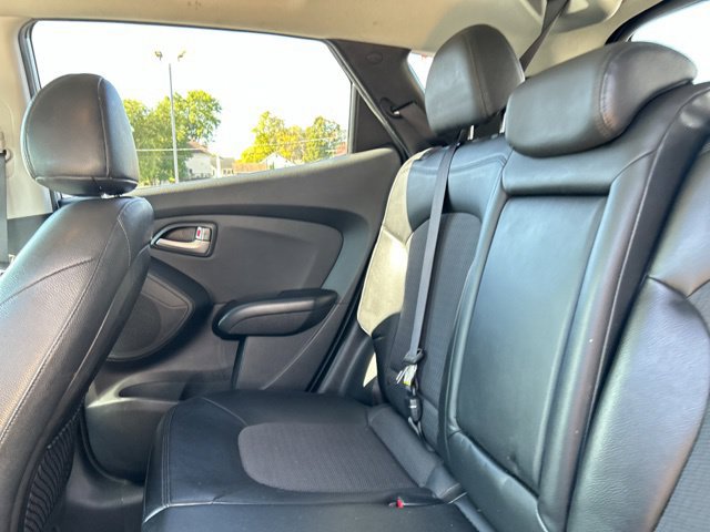 Used 2012 Hyundai Tucson GLS FWD image 17