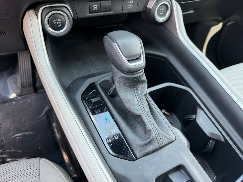 Used 2024 Toyota Grand Highlander AWD image 25