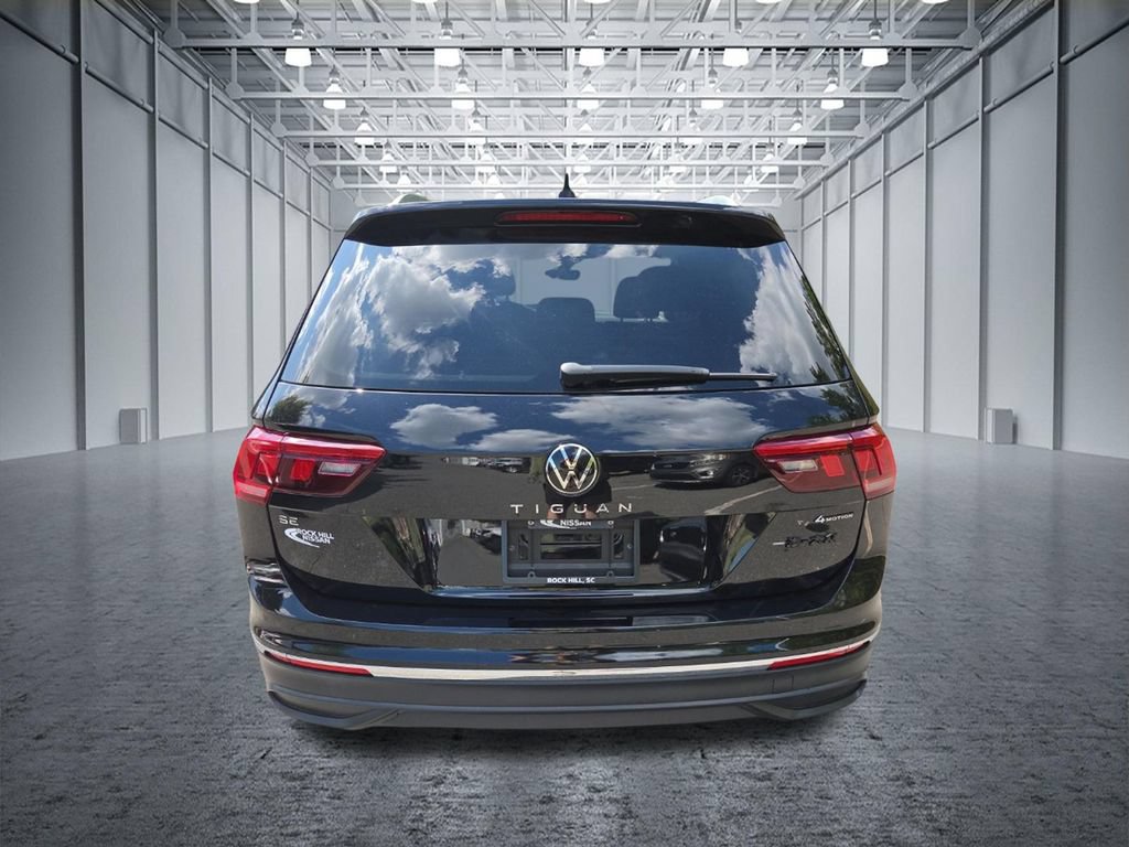 Used 2022 Volkswagen Tiguan SE AWD/4WD image 6