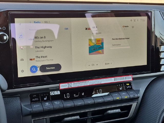 New 2026 Toyota Camry Hybrid AWD/4WD image 19