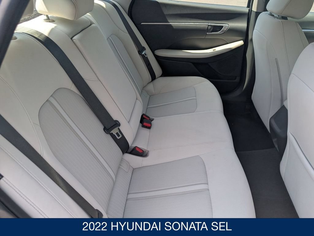 Certified 2022 Hyundai Sonata SEL w/ Preferred Accessory Package FWD image 29