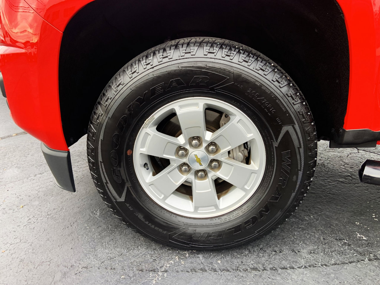 Used 2020 Chevrolet Colorado W/T w/ WT Convenience Package image 3