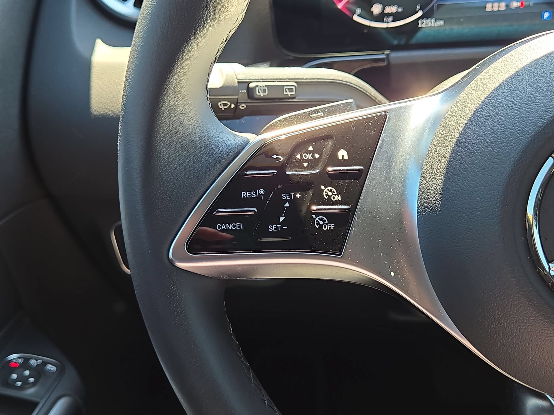 New 2025 Mercedes-Benz GLA 250 4MATIC image 21