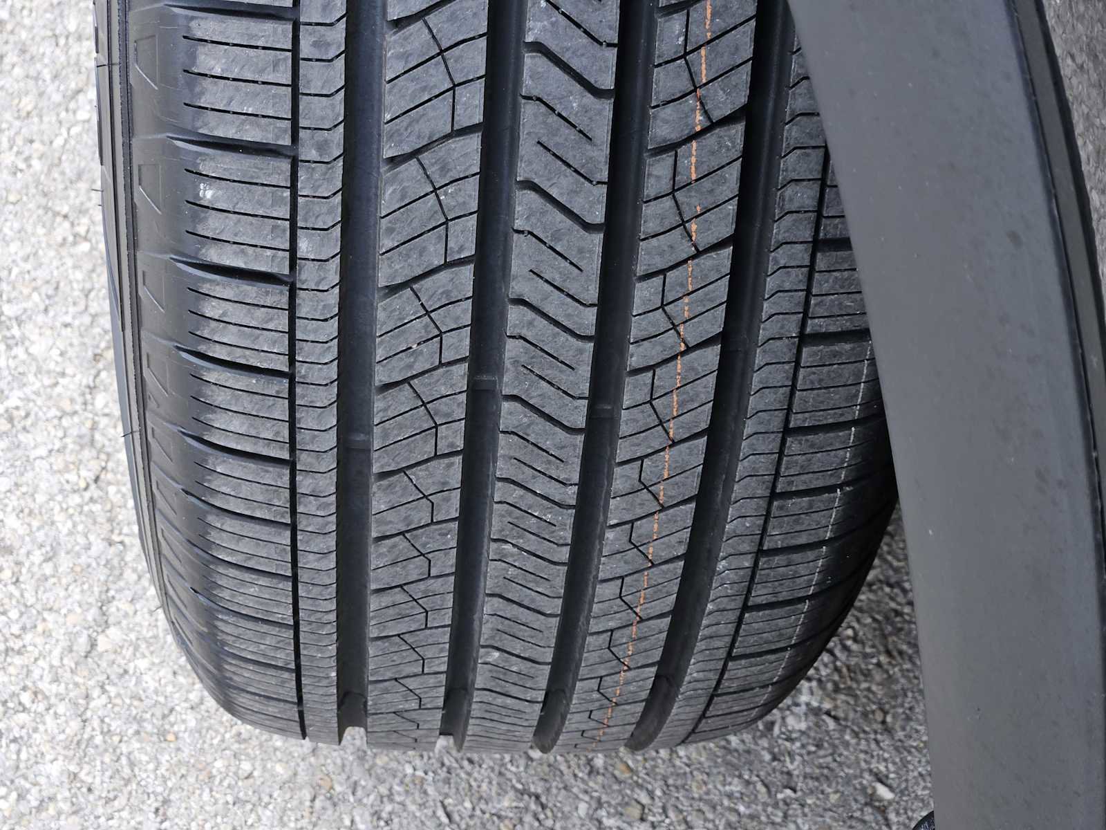 Used 2023 Honda Pilot EX-L image 10