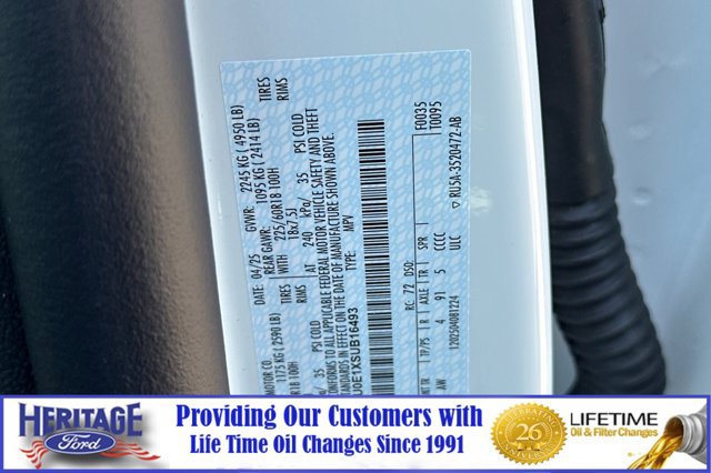New 2025 Ford Escape SE w/ PHEV Premium Package FWD image 24