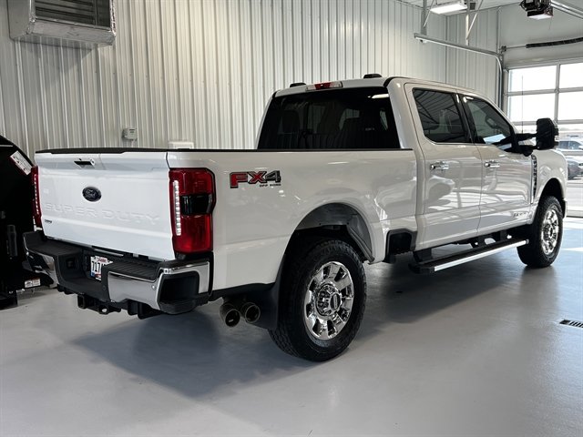 Used 2024 Ford F350 Lariat w/ Chrome Package image 3