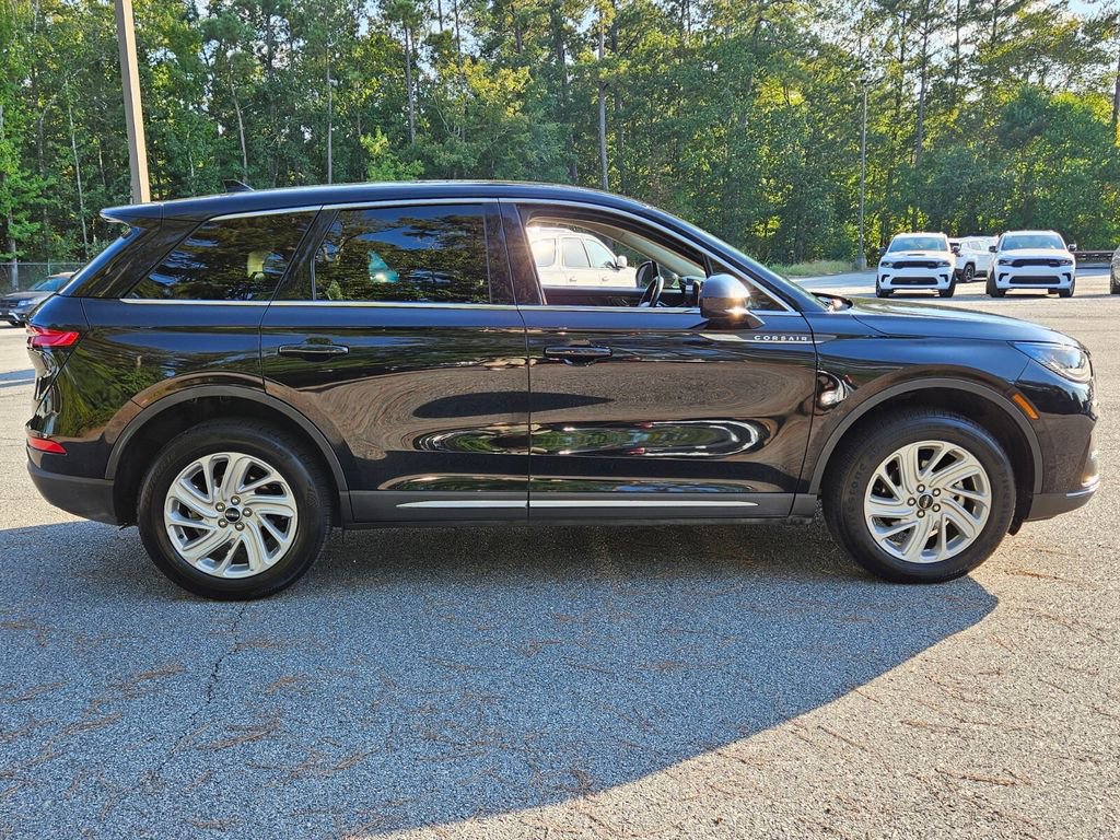 Used 2023 Lincoln Corsair AWD image 13