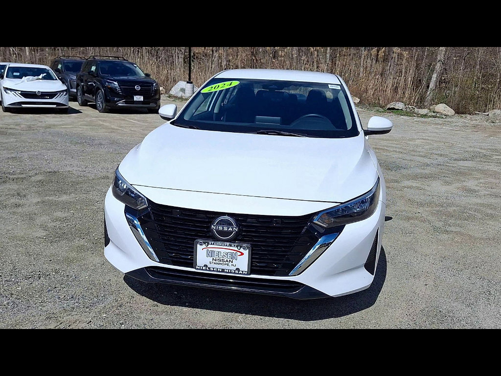 Used 2024 Nissan Sentra SV w/ All-Weather Package FWD image 3