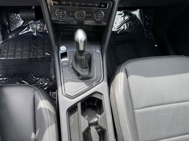 Used 2021 Volkswagen Tiguan SEL FWD image 21