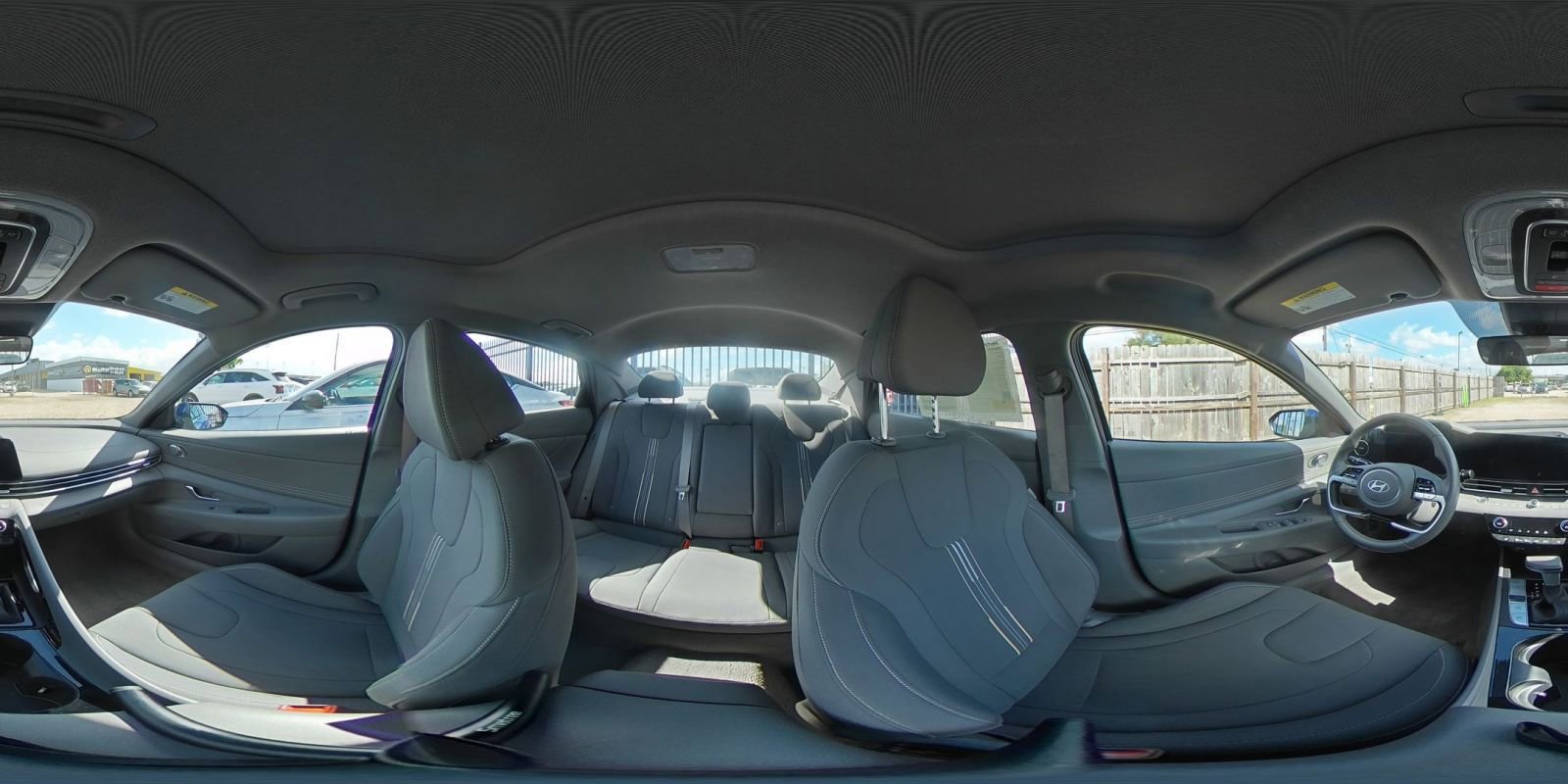 Used 2025 Hyundai Elantra SEL FWD image 35